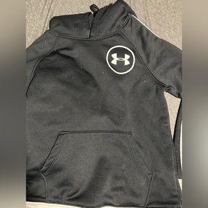 Girls under armour sweatshirt
